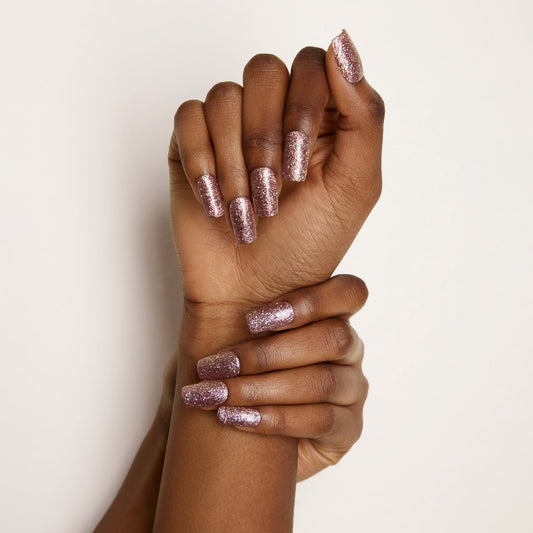 Vernis semi-permanent Mylee - Access All Areas