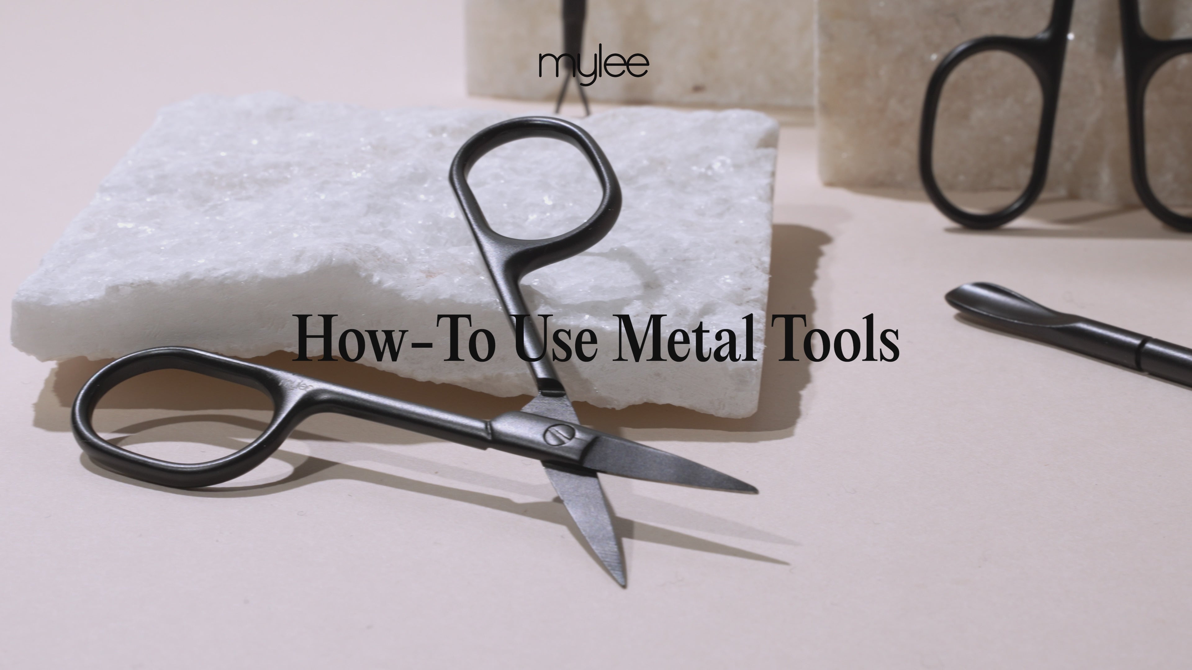 Translation missing: en.sections.block.load_video